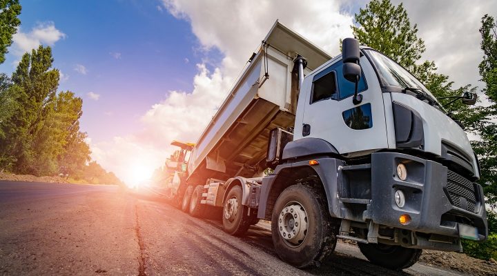 Transporte de Áridos, Mercancías y Maquinaria Pesada